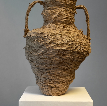 Agnieszka Kalinowska, z cyklu „Wodopój”, 2016, papier, sznurek, dzięki uprzejmości artystki i BWA, Warszawa