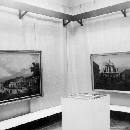 Widok wystawy „Bernardo Belotto Canaletto. 1721-1780. Obrazy z Zamku Królewskiego w Warszawie”, fot. archiwum Muzeum Sztuki w Łodzi