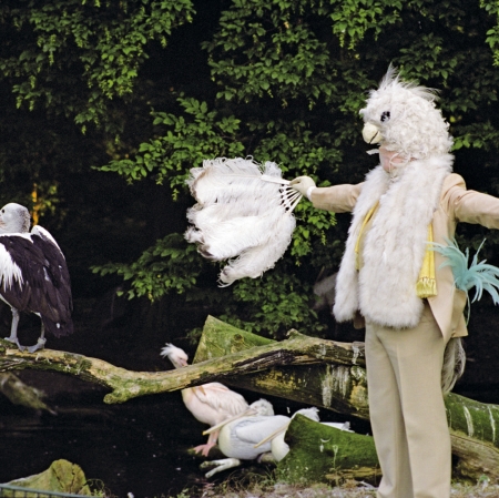Pauline Boudry, Renate Lorentz, "Wabiąc rewolucję", 2009, film, Kolekcja Muzeum Sztuki w Łodzi