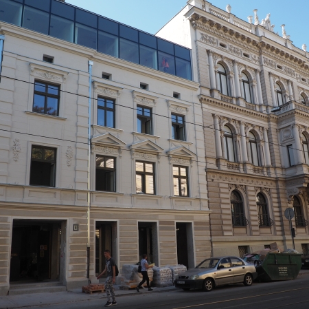 September 2018