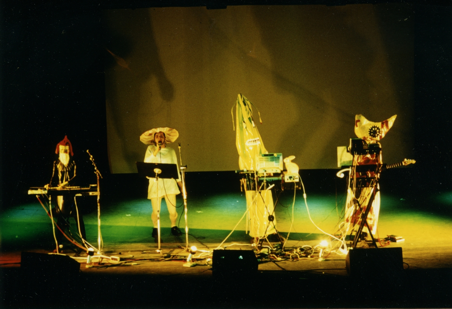 Notes from the Underground. Art and Alternative Music in Eastern