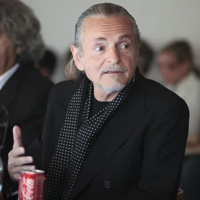 Krzysztof Wodiczko, fot. jeanbaptisteparis (Cambridge, MA, USA), licencja CC BY-SA 2.0, https://creativecommons.org/licenses/by-sa/2.0/. Źródło: https://commons.wikimedia.org/w/index.php?curid=67539917. Zdjęcie przycięte.